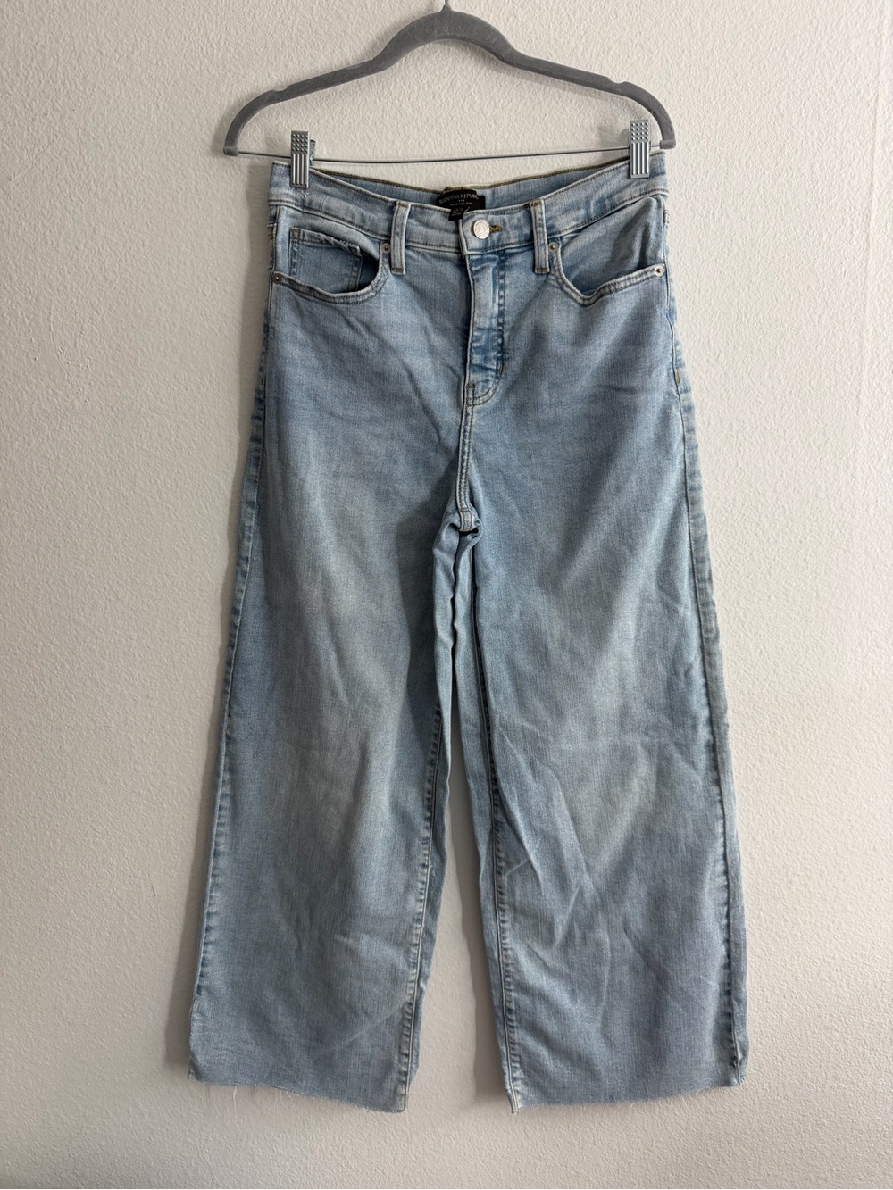 Banana Republic Womens Wide Leg Light Blue Raw Hem Denim Jeans Size Petite 29/8